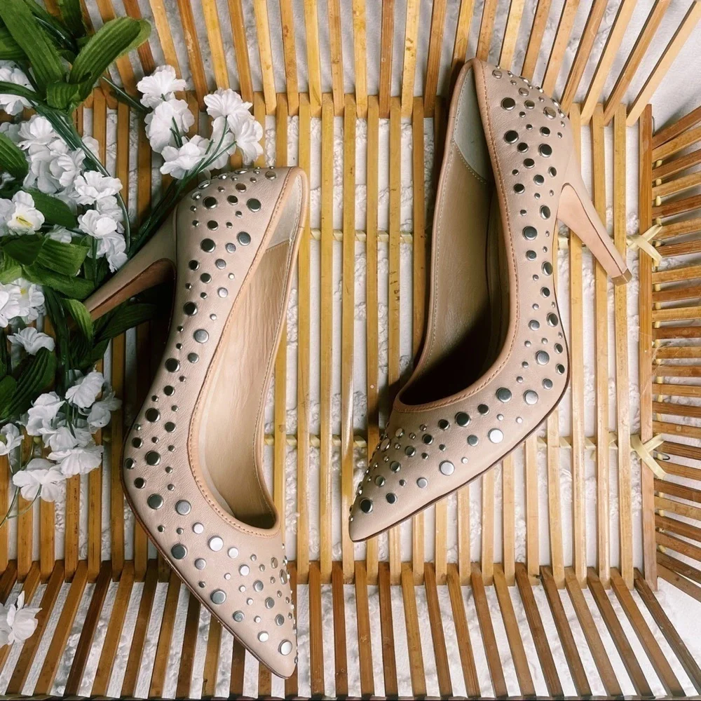 Diana Von Furstenberg Nude Silver Studded Heels sz 7.5